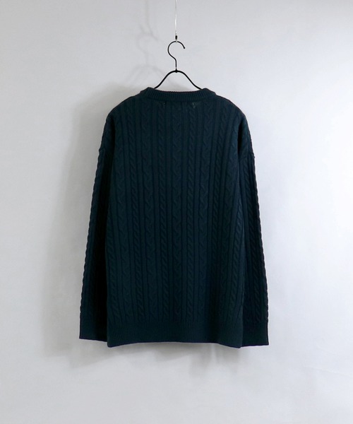 Confirm(コンファーム)の「Confirm / コンファーム ビッグシルエットケーブルクルーニット(ニット/セーター・メンズ・ホワイト/グリーン/ブラック/ワイン/ベージュ/ブラウン・L/M)」の10枚目の写真