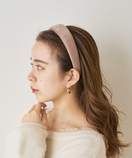 Chico（チコ）の「ワイドカチューシャ（カチューシャ・レディース・ブラック/ベージュ・FREE）」の5枚目の写真