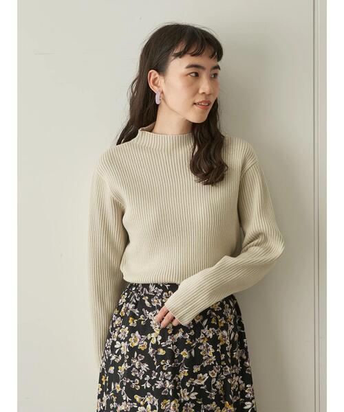 AMERICAN HOLIC（アメリカンホリック）の「モックネックリブニットプルオーバー（ニット/セーター・レディース・ブラック/ブラウン/オフホワイト/サックスブルー/グレー系その他/ライトベージュ/テラコッタ・M/L）」の9枚目の写真