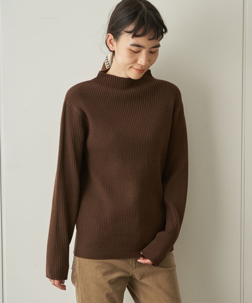 AMERICAN HOLIC（アメリカンホリック）の「モックネックリブニットプルオーバー（ニット/セーター・レディース・ブラック/ブラウン/オフホワイト/サックスブルー/グレー系その他/ライトベージュ/テラコッタ・M/L）」の5枚目の写真