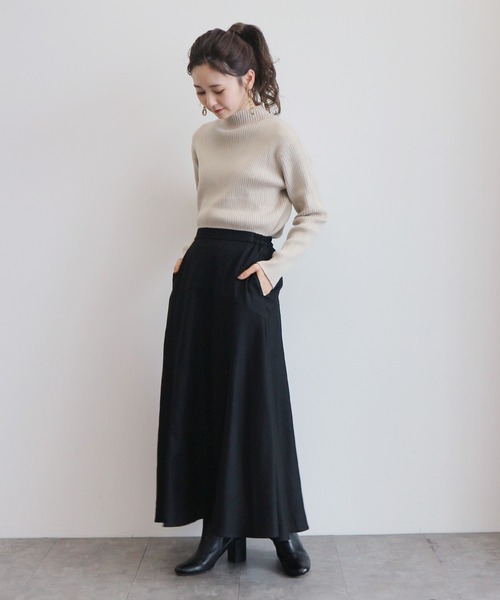 AMERICAN HOLIC（アメリカンホリック）の「モックネックリブニットプルオーバー（ニット/セーター・レディース・ブラック/ブラウン/オフホワイト/サックスブルー/グレー系その他/ライトベージュ/テラコッタ・M/L）」の10枚目の写真