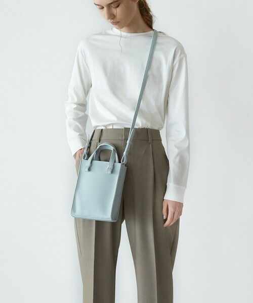 OPAQUE.CLIP（オペークドットクリップ）の「◆フェイクレザー 配色ステッチケータイミニショルダー（ショルダーバッグ・レディース・ライトブルー/ブラック/オフホワイト/キャメル・00）」の22枚目の写真