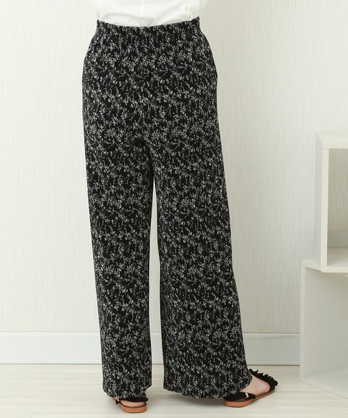 CHARM BERRY TIC(チャームベリーチック)の「花柄クリスタルプリーツパンツ(その他パンツ・レディース・ホワイト×ブラック/ブラック×ホワイト・M)」の5枚目の写真