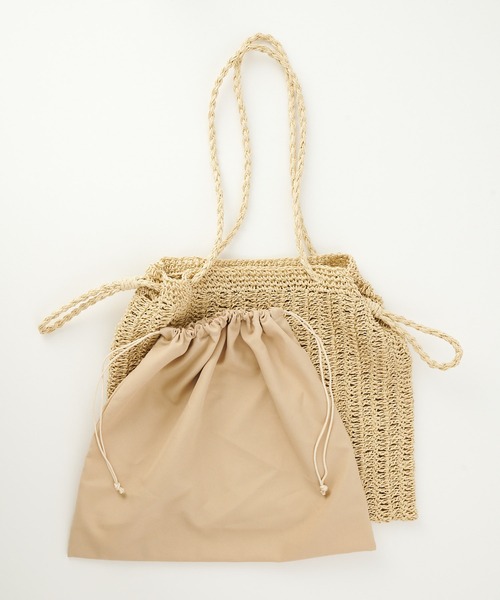 COLONY 2139（コロニートゥーワンスリーナイン）の「ペーパービッグ巾着バッグ/トートバッグ（ショルダーバッグ・レディース・ブラック/アイボリー/グレイッシュベージュ・FREE）」の5枚目の写真