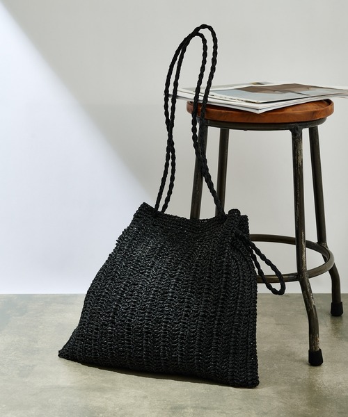 COLONY 2139（コロニートゥーワンスリーナイン）の「ペーパービッグ巾着バッグ/トートバッグ（ショルダーバッグ・レディース・ブラック/アイボリー/グレイッシュベージュ・FREE）」の10枚目の写真