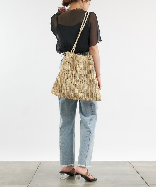 COLONY 2139（コロニートゥーワンスリーナイン）の「ペーパービッグ巾着バッグ/トートバッグ（ショルダーバッグ・レディース・ブラック/アイボリー/グレイッシュベージュ・FREE）」の18枚目の写真