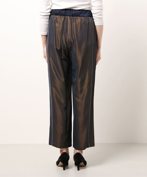 Fantastic Days(ファンタスティックデイズ)の「【 FANTASTICDAYS / ファンタスティックデイズ 】 トリアセテート サイドラインパンツ(その他パンツ・レディース・ベージュ/グリーン・40/36/38)」の4枚目の写真