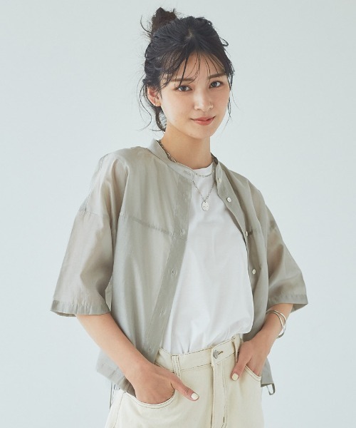 abahouse mavie（アバハウスマヴィ）の「【販売店舗限定】サイドリボンシアーショートシャツ（シャツ/ブラウス・レディース・ブラック/グレイッシュベージュ/ライム/ブルー・フリー）」の3枚目の写真