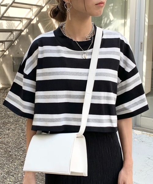 RASVOA（ラスボア）の「フェイクレザーグレースショルダーＢＡＧ（ショルダーバッグ・レディース・ブラック/オフホワイト・FREE）」の2枚目の写真