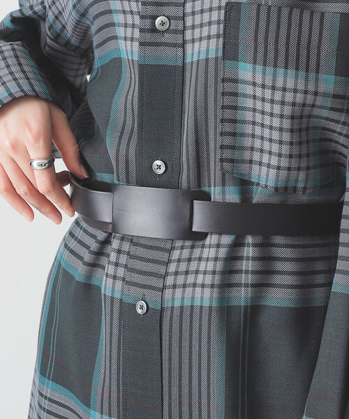 BEAMS LIGHTS（ビームスライツ）の「ART-BROWN / スライド ベルト（ベルト・レディース・ブラック/グレー・ONE SIZE）」の2枚目の写真