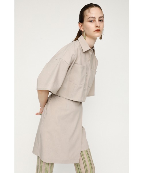 SLY（スライ）の「CUT OUT/SH OP シャツ ワンピース（ワンピース・レディース・ブラック/イエロー/ベージュ・1/2）」の17枚目の写真