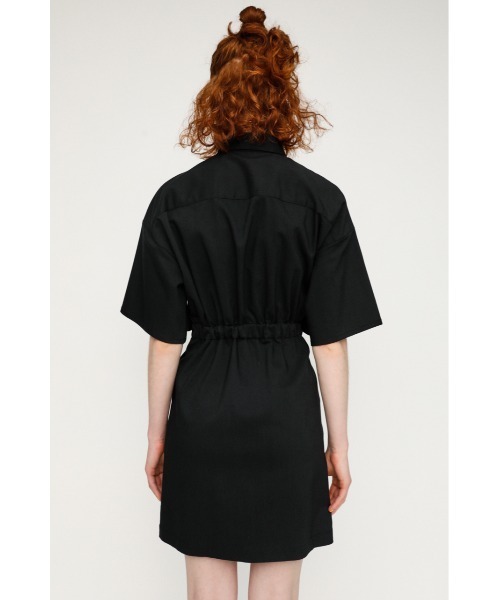 SLY（スライ）の「CUT OUT/SH OP シャツ ワンピース（ワンピース・レディース・ブラック/イエロー/ベージュ・1/2）」の4枚目の写真