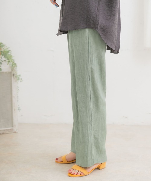 ITEMS URBANRESEARCH（アイテムズ アーバンリサーチ）の「ヨウリュウイージーパンツ（その他パンツ・レディース・ブラック/ベージュ/グリーン・FREE）」の4枚目の写真