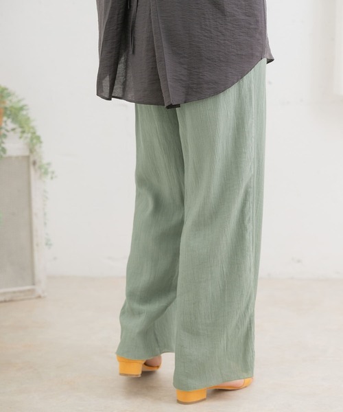 ITEMS URBANRESEARCH（アイテムズ アーバンリサーチ）の「ヨウリュウイージーパンツ（その他パンツ・レディース・ブラック/ベージュ/グリーン・FREE）」の5枚目の写真