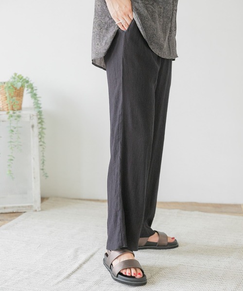 ITEMS URBANRESEARCH（アイテムズ アーバンリサーチ）の「ヨウリュウイージーパンツ（その他パンツ・レディース・ブラック/ベージュ/グリーン・FREE）」の18枚目の写真