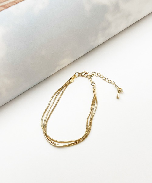 kutir(クティール)の「kutirlune/3連スネークチェーンブレスレット(ブレスレット・レディース・シルバー/ゴールド・FREE)」の3枚目の写真