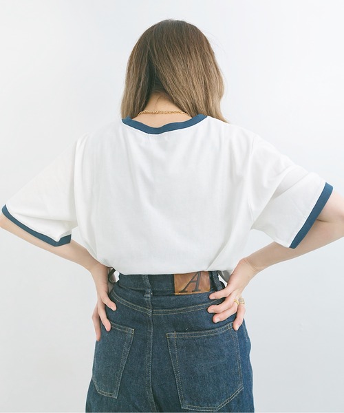 nemne store(ネンネストア)の「プールで泳ぐロゴリンガーT(Tシャツ/カットソー・レディース・ベージュ/オフホワイト/カーキ・F)」の9枚目の写真