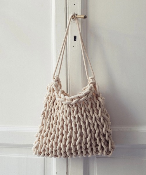 ALIENINA（アリエニーナ）の「【ALIENINA/アリエニーナ】ショルダーバッグ　ハンドメイド　コットンロープ バッグ（ショルダーバッグ・レディース・ブラック/ベージュ/ライトブラウン/ホワイト・FREE）」の17枚目の写真