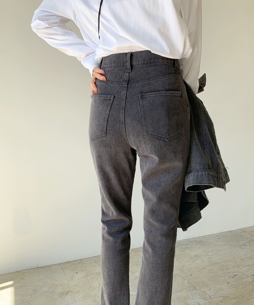 LIAN（リアン）の「デニム/ヘビーツイルスリットスキニーパンツ（デニムパンツ・レディース・ライトブルー/ブラック/アイボリー/ダークブラック/ブルー・SMALL/MEDIUM/LARGE）」の12枚目の写真