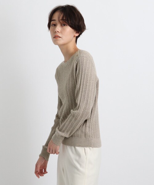 INDIVI(インディヴィ)の「◆【洗える/WEB限定カラー】ミニケーブルニットプルオーバー(ニット/セーター・レディース・ライトブルー/ブラック/オフホワイト/オレンジ/キャメル/グレー系4/イエロー系9/レッド系8・38/34/05/15 /13/19/40)」の18枚目の写真