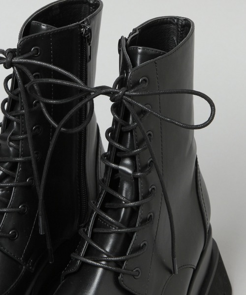 HARE（ハレ）の「ボリュームソールコンバットブーツ(HARE)（ブーツ・レディース・ホワイト/ブラック・M/L）」の10枚目の写真