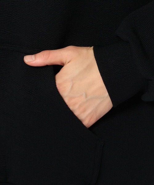 KMRii(ケムリ)の「【別注】KMRii/ケムリ/NylonStretchTriangl SRL/RFM(パーカー・メンズ・ブラック・1/2)」の8枚目の写真