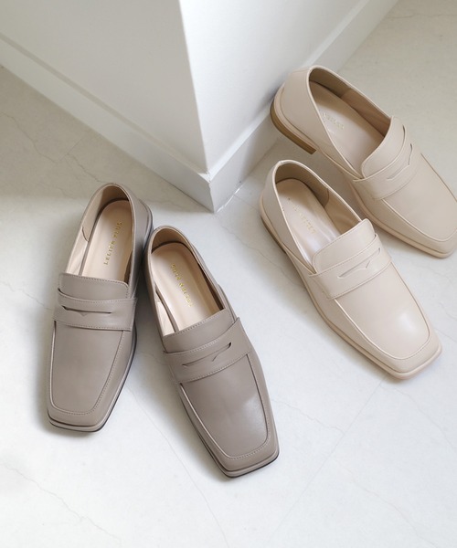 AmiAmi（アミアミ）の「スクエアトゥコインローファー（ローファー・レディース・ブラック系その他/ブラック/ブラウン/グレイッシュベージュ/アイボリー・L/LL/M/S/SS）」の5枚目の写真