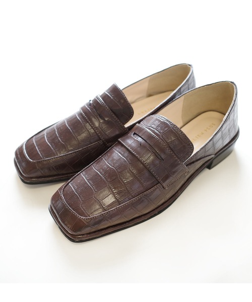 AmiAmi（アミアミ）の「スクエアトゥコインローファー（ローファー・レディース・ブラック系その他/ブラック/ブラウン/グレイッシュベージュ/アイボリー・L/LL/M/S/SS）」の22枚目の写真