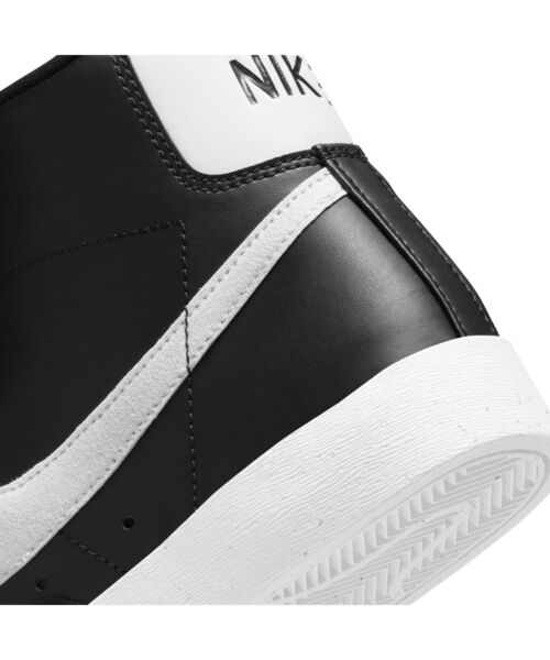 NIKE(ナイキ)の「ナイキ ブレーザー MID '77 ネクスト ネイチャー ウィメンズシューズ / Nike Blazer Mid '77 Next Nature(スニーカー・レディース・ブラック/ホワイト・24/24.5/25.5/26.5/28.5/29/27.5/23.5/22.5/23/25/28/26/27/22)」の19枚目の写真