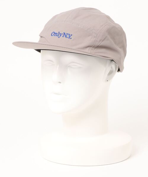 ONLY NY（オンリーニューヨーク）の「【ONLY NY / オンリーニューヨーク】Lodge Fleece Lined 5-Panel Hat（キャップ・メンズ・ライトグレー/ブラック・FREE）」の4枚目の写真