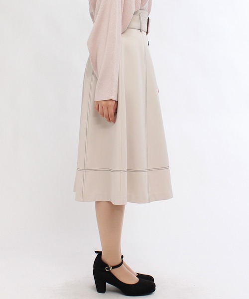 TRUDEA(トルディア)の「ベルト付きステッチハギフレアスカート(スカート・レディース・ネイビー/サックスブルー/ベージュ/ピンク/チャコールグレー・LARGE/SMALL/MEDIUM)」の15枚目の写真