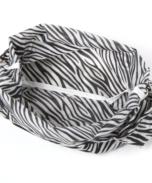 GLOBAL WORK（グローバルワーク）の「イニシャルチャームサブBAG/260746（エコバッグ/サブバッグ・レディース・ブラック/オフホワイト/グリーン/その他/アイボリー/ライトベージュ/ホワイト系その他3/グリーン系その他4・FREE）」の9枚目の写真