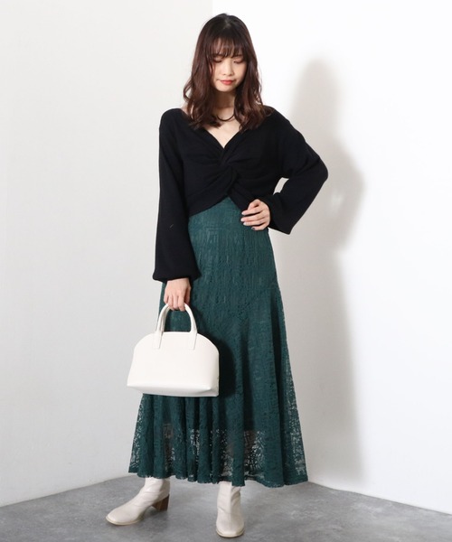 archives（アルシーヴ）の「フロントツイストニットプルオーバー（ニット/セーター・レディース・ブラック/オフホワイト/ブルーグレー/グリーン系その他・MEDIUM）」の20枚目の写真