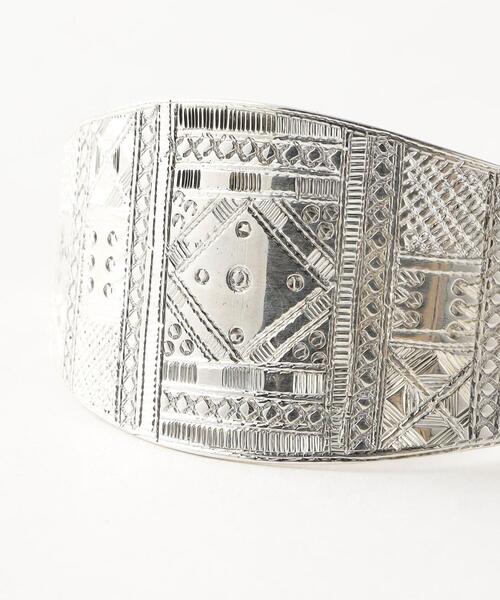 Steven Alan（スティーブンアラン）の「＜Tuareg Jewelry＞ BANGLE A8/バングル □□（バングル/リストバンド・メンズ・シルバー・FREE）」の3枚目の写真