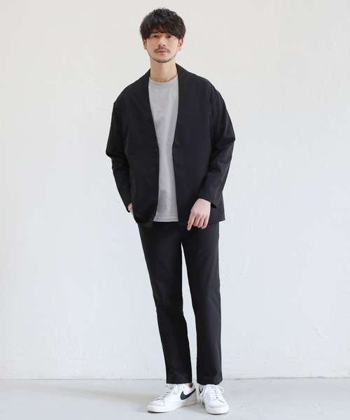 抗菌防臭付きノーカラーカーデジャケット&テーパードパンツセットアップ