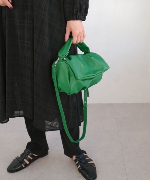 ＡＮＤＪ（アンドジェイ）の「2WAYショルダー付餃子バッグ（ショルダーバッグ・レディース・ブラック/グリーン・M）」の13枚目の写真