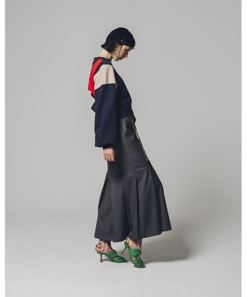 led.tokyo（レッドトウキョウ）の「【led.tokyo】フロントボタンプリーツスカート（スカート・レディース・グレー・S/M）」の2枚目の写真