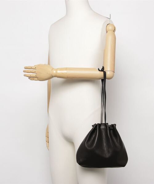 MASTER&Co（マスターアンドコー）の「MASTER & CO./マスターアンドコー GOAT DRAWSTRING BAG 巾着バッグ（ショルダーバッグ・レディース・ブラック・FREE）」の5枚目の写真