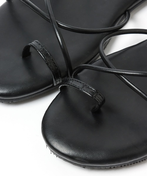 LEPSIM(レプシィム)の「フラットナローサンダル 269215(サンダル・レディース・ブラック/ゴールド/イエロー・SMALL/MEDIUM/LARGE)」の20枚目の写真