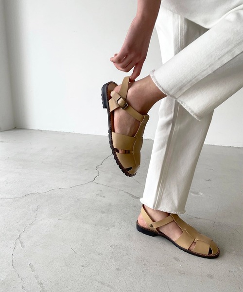 CANAL JEAN（キャナルジーン）の「El mar(エルマール) グルカサンダル（サンダル・レディース・ブラック/ベージュ/ブラウン・23/24/24.5/23.5）」の3枚目の写真