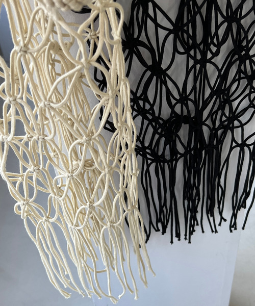 MAISON CHUCLLA(メゾンチュクラ)の「ワントーン ハンドメイド マクラメキャミソール chwj22s04(キャミソール・レディース・ベージュ/ブラック・FREE)」の17枚目の写真