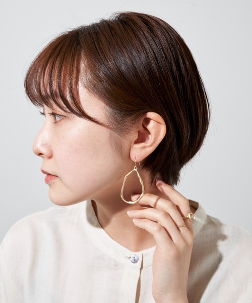Libra Cue(リブラ キュー)の「アンティークカラーニュアンスフープピアス(ピアス(両耳用)・レディース・シルバー/ゴールド・FREE)」の8枚目の写真