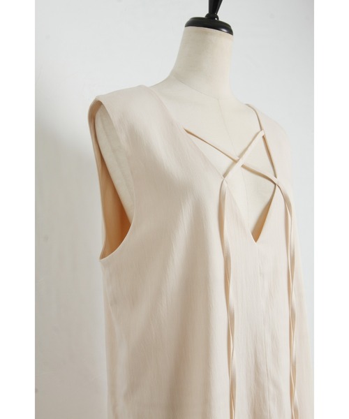 &. NOSTALGIA（アンドドットノスタルジア）の「【ZOZO限定】前後2WAYストリングマーメイドジャンパースカート（ジャンパースカート・レディース・ブラック/グリーン/アイボリー/ブラック系その他/インディゴブルー・FREE）」の20枚目の写真