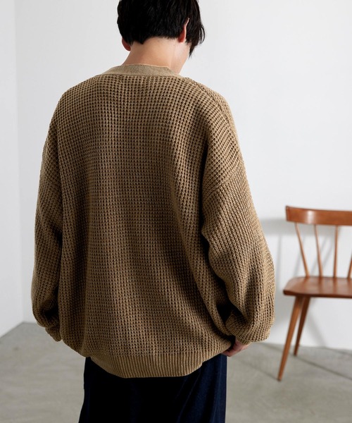 MONO-MART（モノマート）の「ボリュームワッフルミックスニットルーズカーディガン 2022WINTER（カーディガン/ボレロ・メンズ・ブラック/ベージュ/グレー/チャコール・M/L）」の11枚目の写真