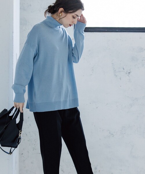 OPAQUE.CLIP（オペークドットクリップ）の「◆ラネリアウール 配色ラインデザインタートルネックニット【WEB限定カラー】（ニット/セーター・レディース・ライトブルー/ブラック/グレー/アイボリー/グリーン系その他5・40/38/42/36）」の16枚目の写真