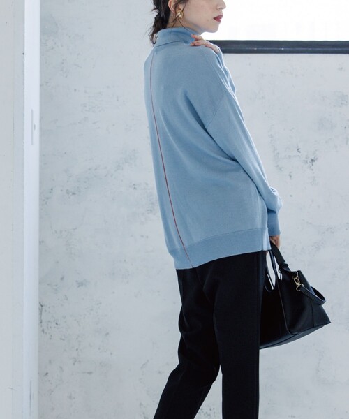 OPAQUE.CLIP（オペークドットクリップ）の「◆ラネリアウール 配色ラインデザインタートルネックニット【WEB限定カラー】（ニット/セーター・レディース・ライトブルー/ブラック/グレー/アイボリー/グリーン系その他5・40/38/42/36）」の17枚目の写真