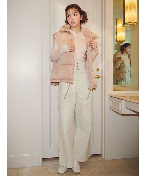 CALNAMUR(カルナムール)の「ハイウエストワイドデニム(デニムパンツ・レディース・ブラック/アイボリー・SMALL/MEDIUM)」の3枚目の写真