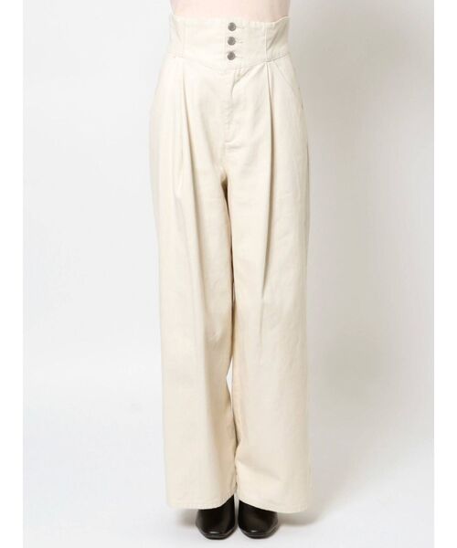 CALNAMUR(カルナムール)の「ハイウエストワイドデニム(デニムパンツ・レディース・ブラック/アイボリー・SMALL/MEDIUM)」の14枚目の写真