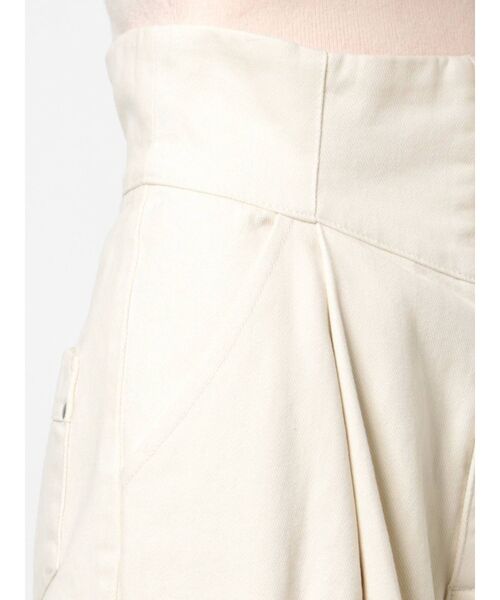 CALNAMUR(カルナムール)の「ハイウエストワイドデニム(デニムパンツ・レディース・ブラック/アイボリー・SMALL/MEDIUM)」の17枚目の写真