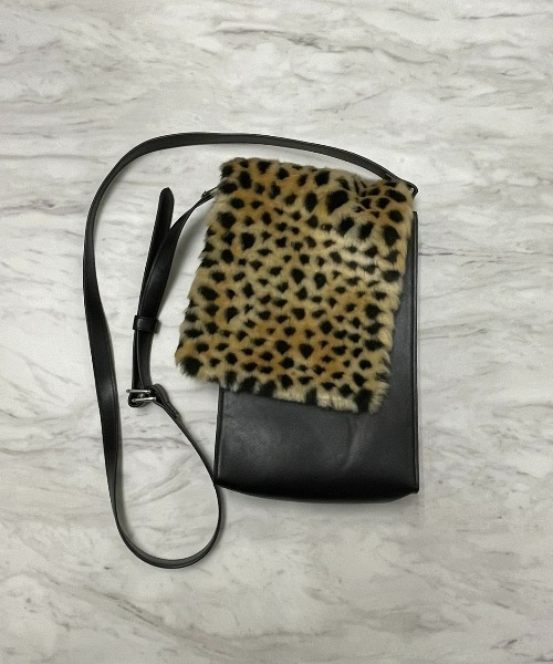manana suerte(マニャーナスエルテ)の「ファー2wayポシェット(ショルダーバッグ・レディース・ブラウン/レオパード・FREE)」の8枚目の写真